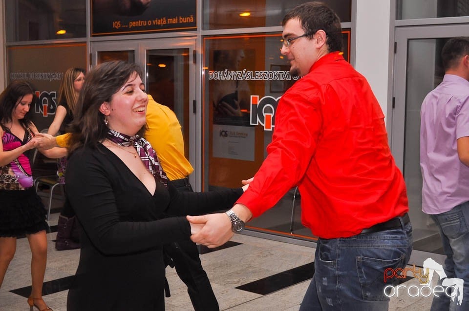 Seară de dans în Blondy's, 