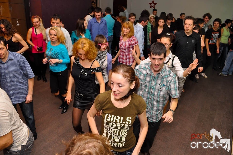 Seară de dans în Blondy's, 