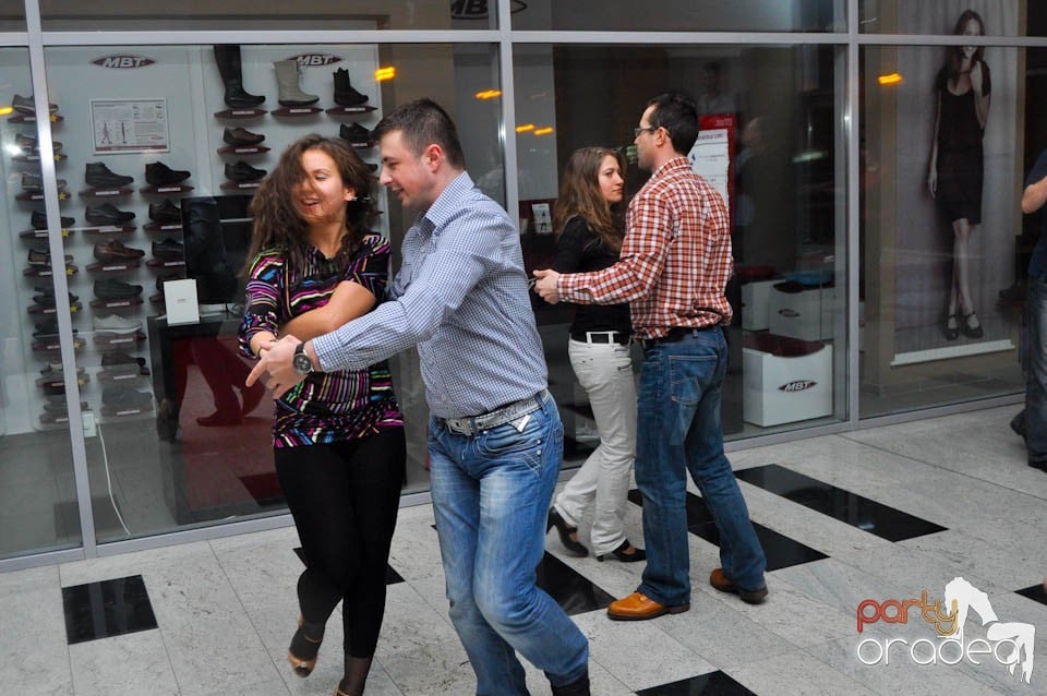 Seară de dans în Blondy's, 