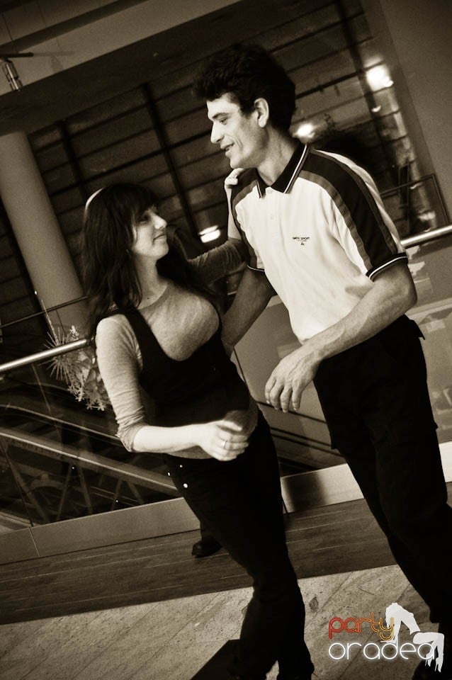 Seară de dans în Blondy's, 