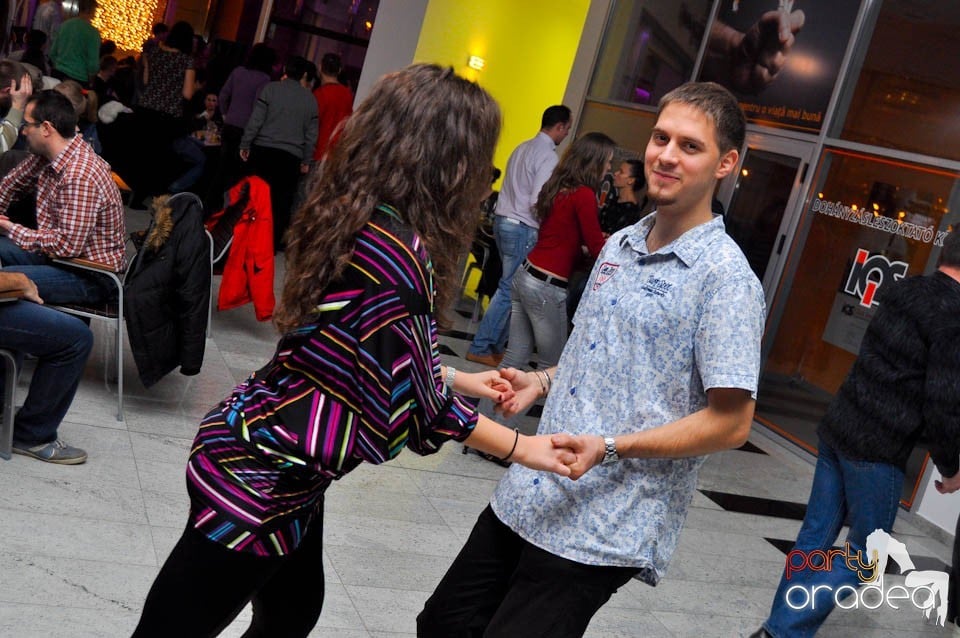 Seară de dans în Blondy's, 