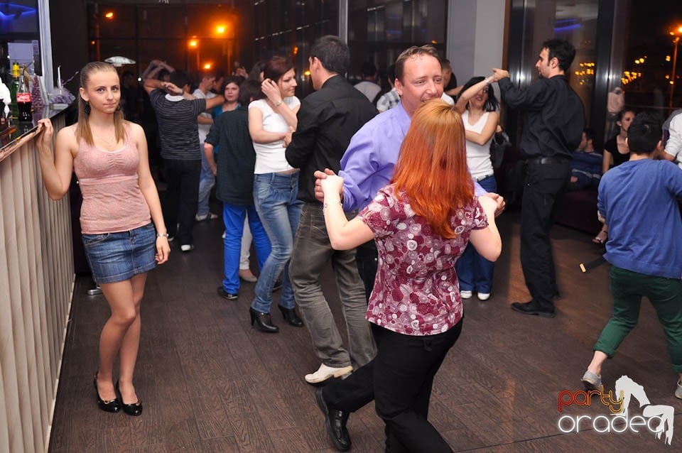 Seară de dans în Blondy's, 