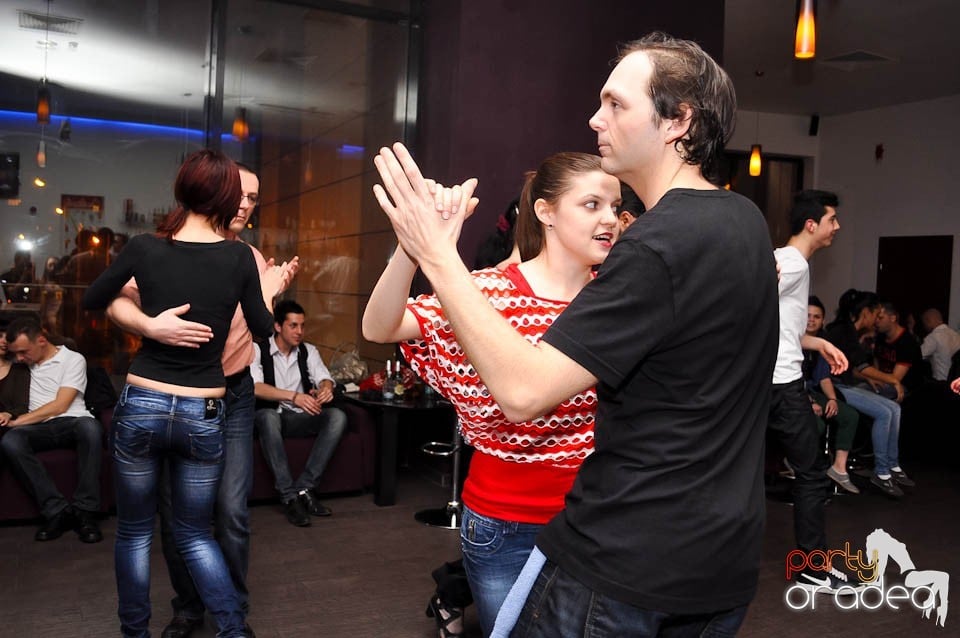 Seară de dans în Blondy's, 