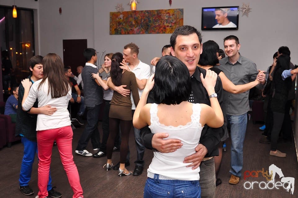 Seară de dans în Blondy's, 