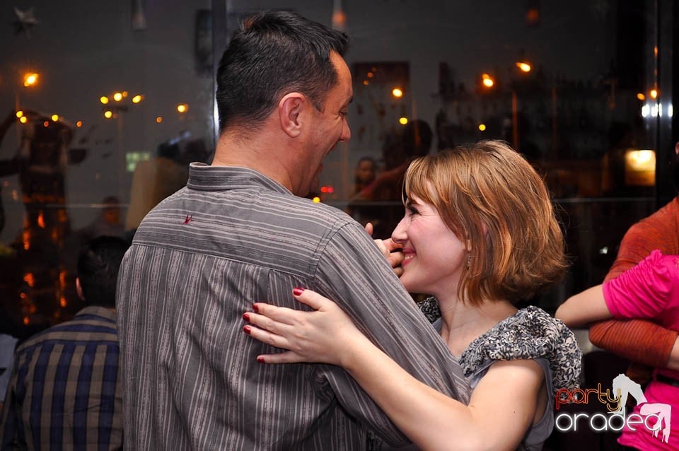 Seară de dans în Blondy's, 