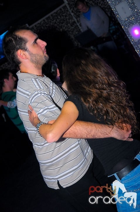 Seară de dans în Club Life, 