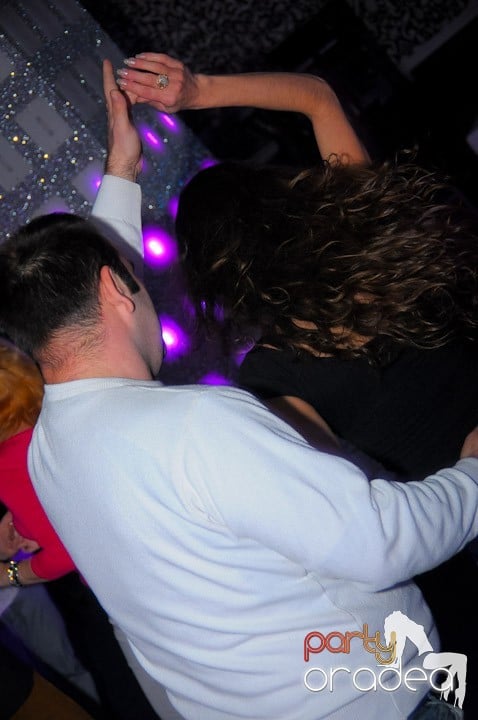 Seară de dans în Club Life,