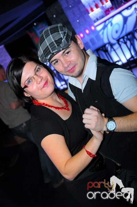 Seară de dans în Club Life, 