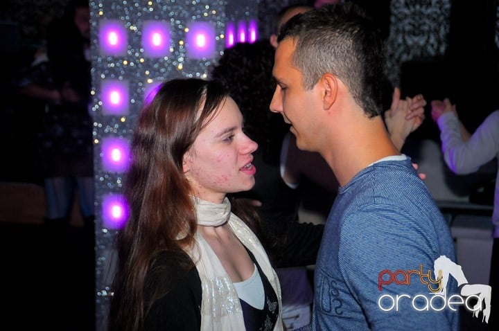 Seară de dans în Club Life,