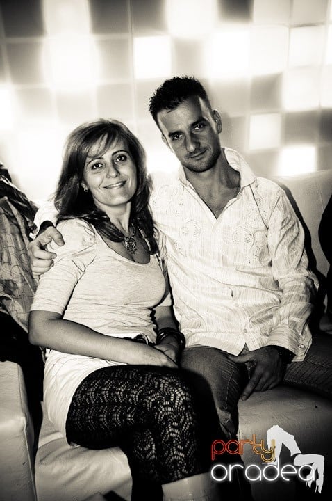 Seară de dans în Club Life,
