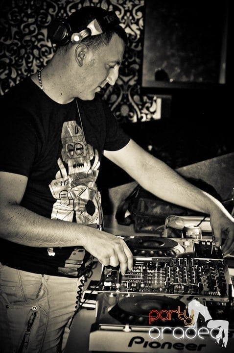 Seară de dans în Life Club, 