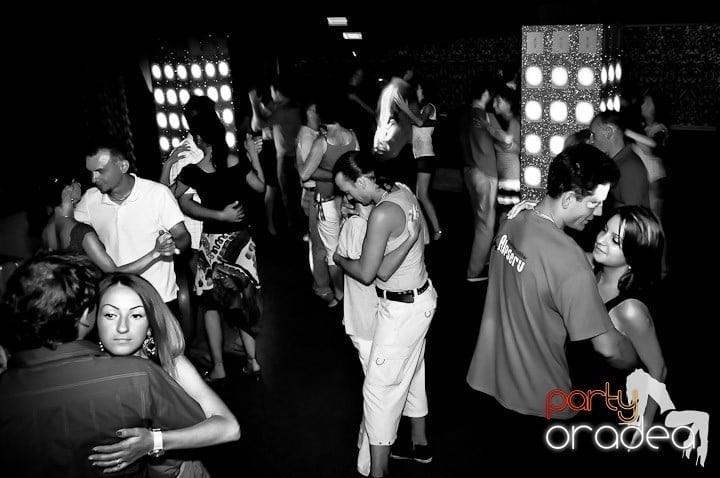 Seară de dans în Life Club, 