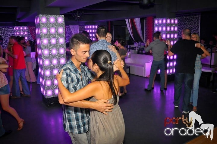 Seară de dans în Life Club, 