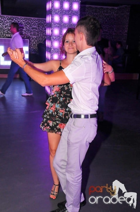 Seară de dans în Life Club, 