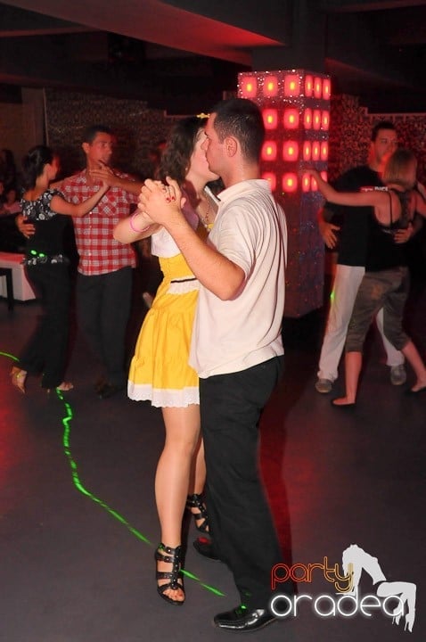 Seară de dans în Life Club, 