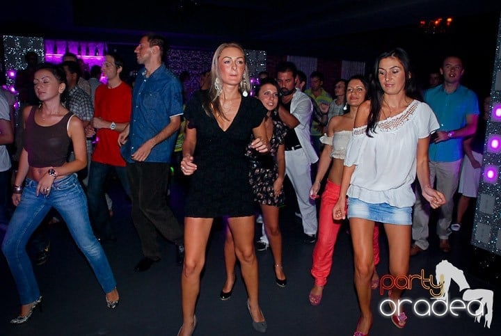 Seară de dans în Life Club, 