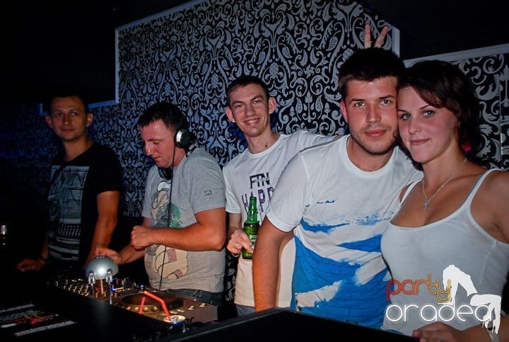 Seară de dans în Life Club, 