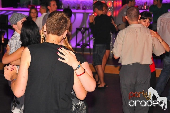 Seară de dans în Life Club, 