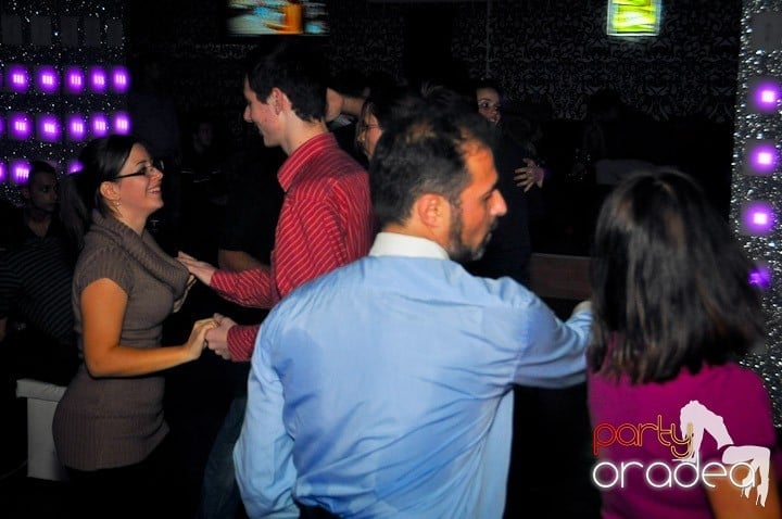 Seară de dans în Life Club,