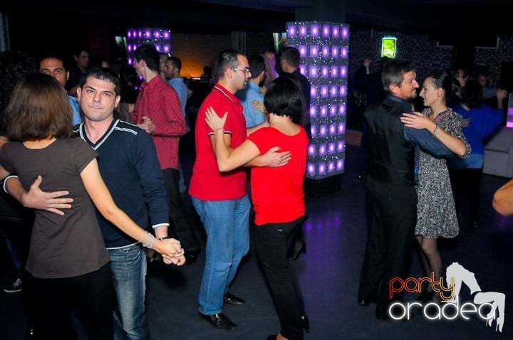 Seară de dans în Life Club,