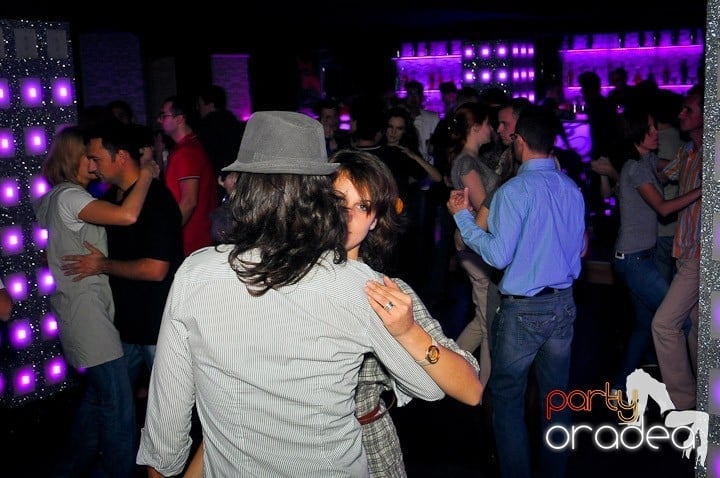 Seară de dans în Life Club,