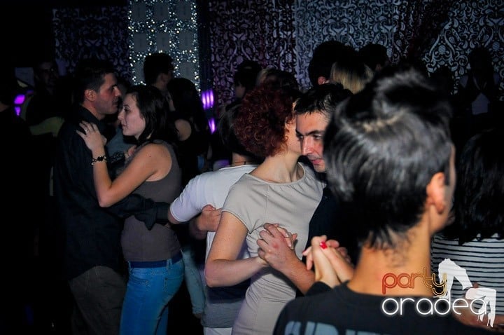 Seară de dans în Life Club,