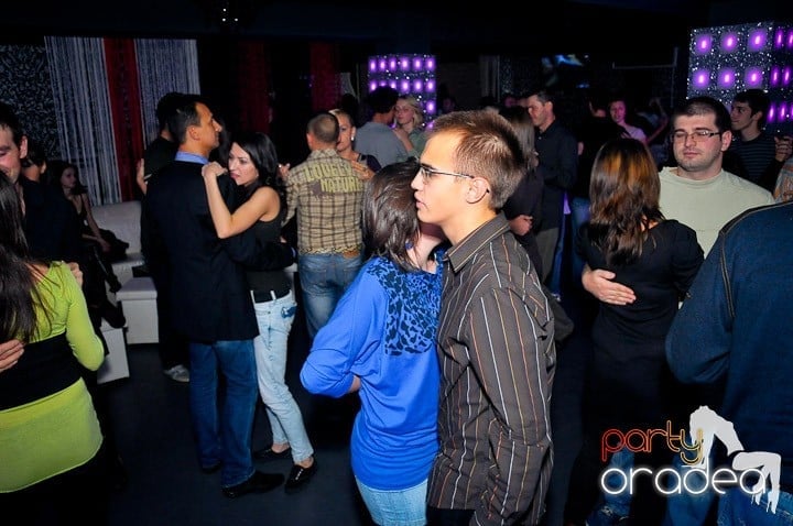 Seară de dans în Life Club,
