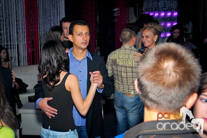 Seară de dans în Life Club,