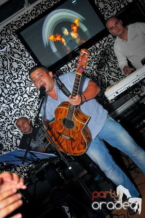 Seară de dans în Life Club,