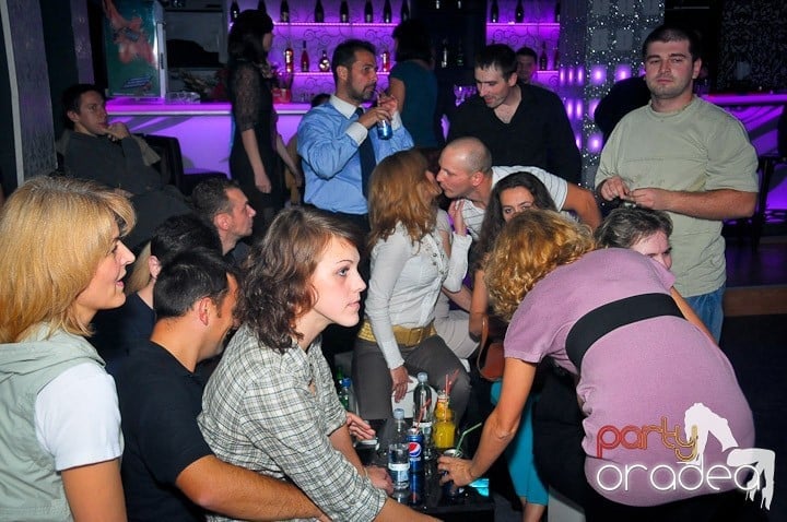 Seară de dans în Life Club,