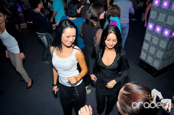 Seară de dans în Life Club,