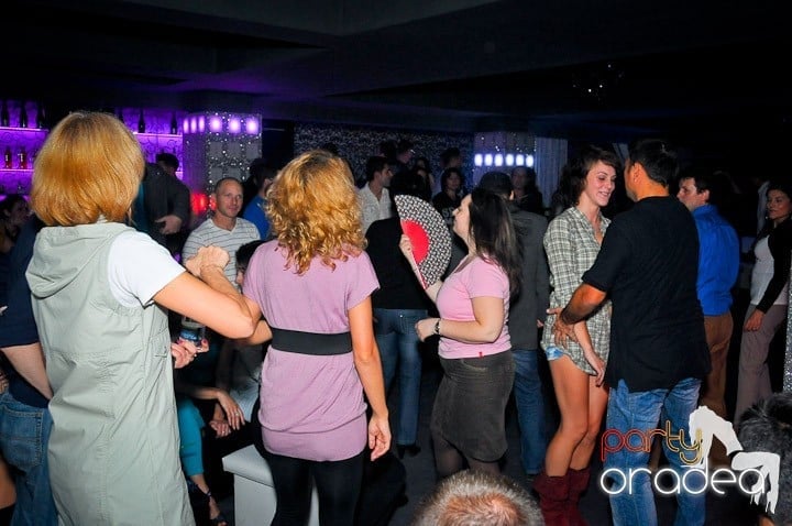 Seară de dans în Life Club,