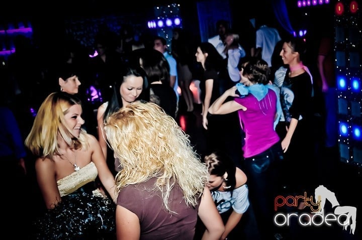 Seară de dans în Life Club,