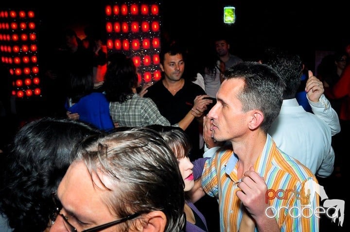 Seară de dans în Life Club,