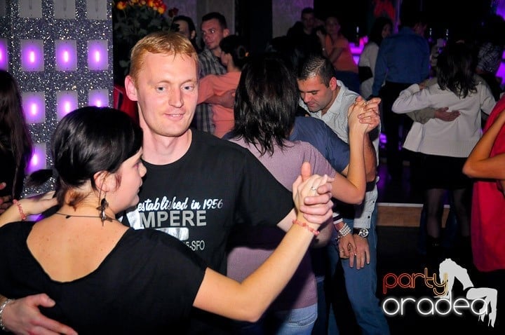 Seară de dans în Life Club,