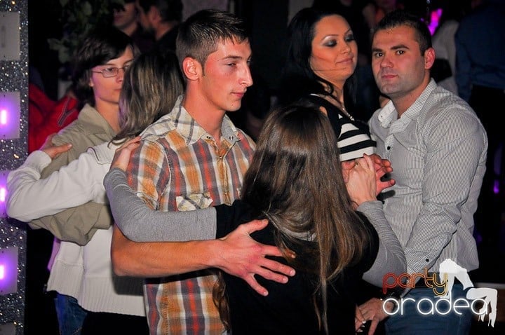 Seară de dans în Life Club,