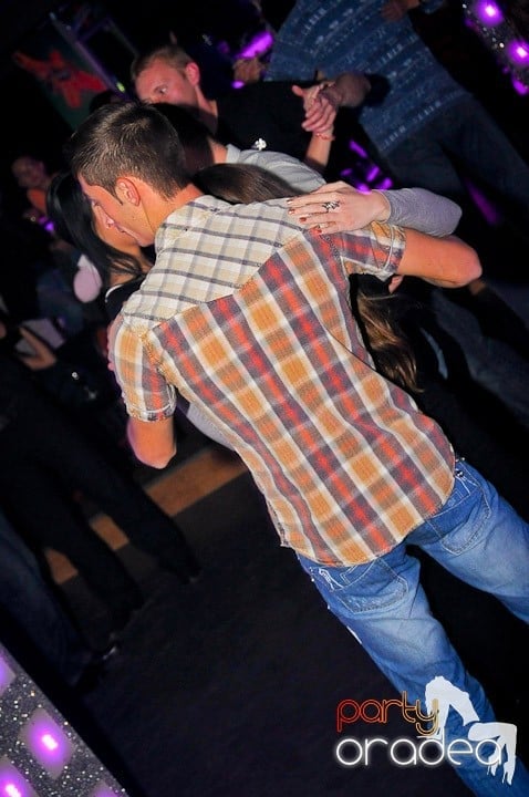 Seară de dans în Life Club,