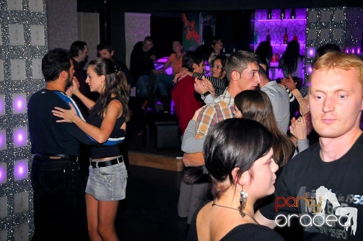 Seară de dans în Life Club,