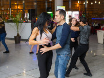 Seară de Dans