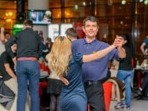 Seară de dans