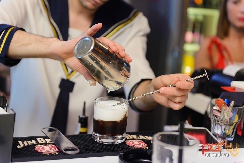 Seară de Halloween în Blanc Coffee, 