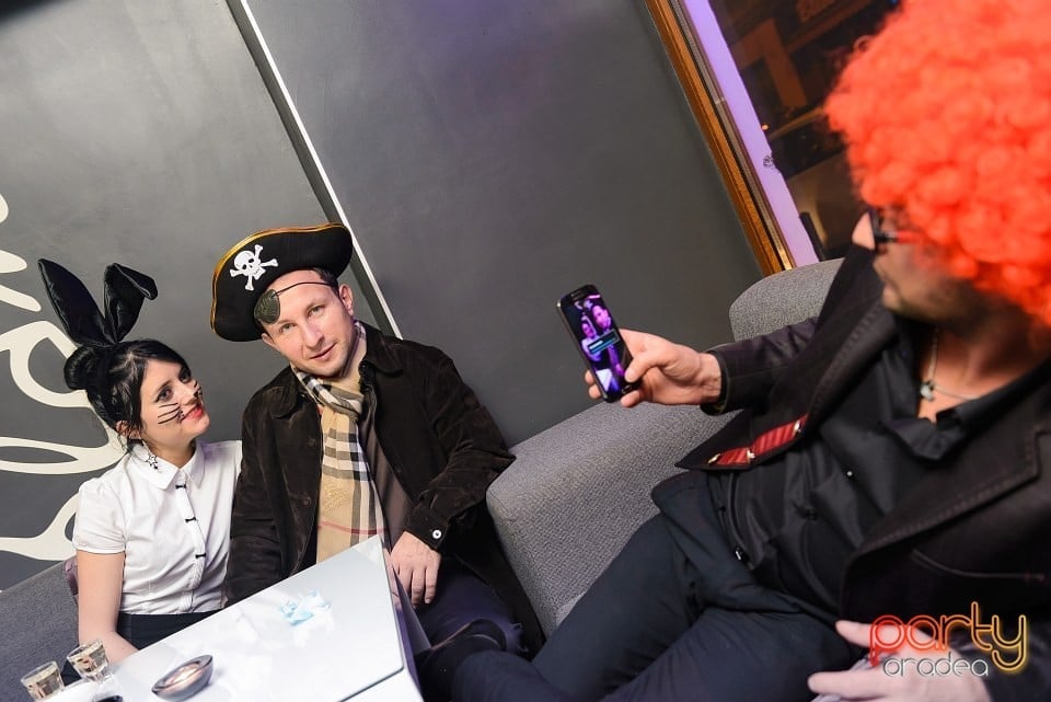 Seară de Halloween în Blanc Coffee, 