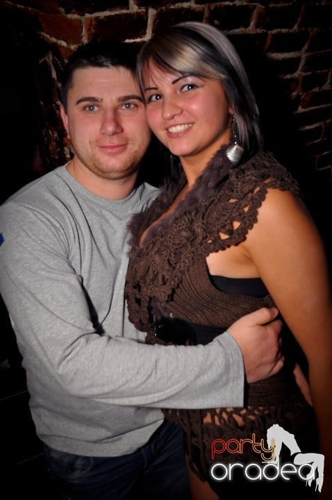 Seară de joi în Club Escape,