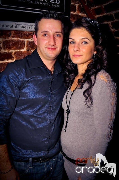 Seară de joi în Club Escape,