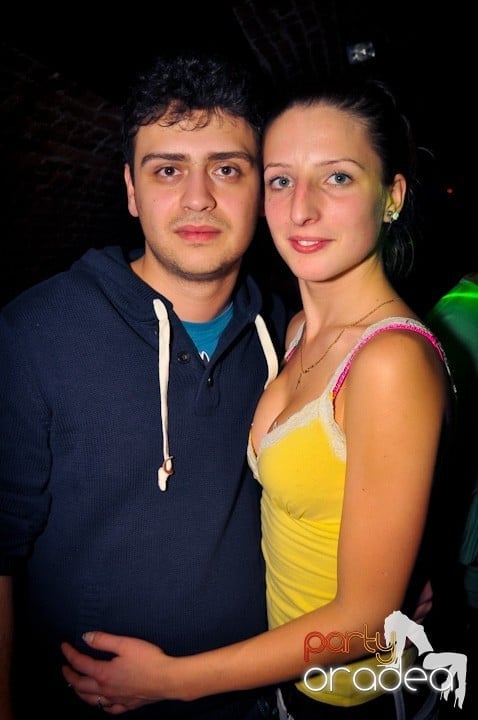 Seară de joi în Club Escape,