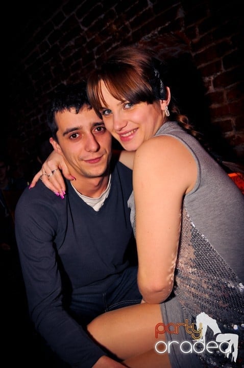 Seară de joi în Club Escape,