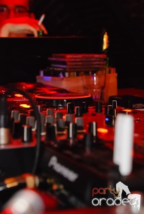 Seară de joi în Club Escape, 