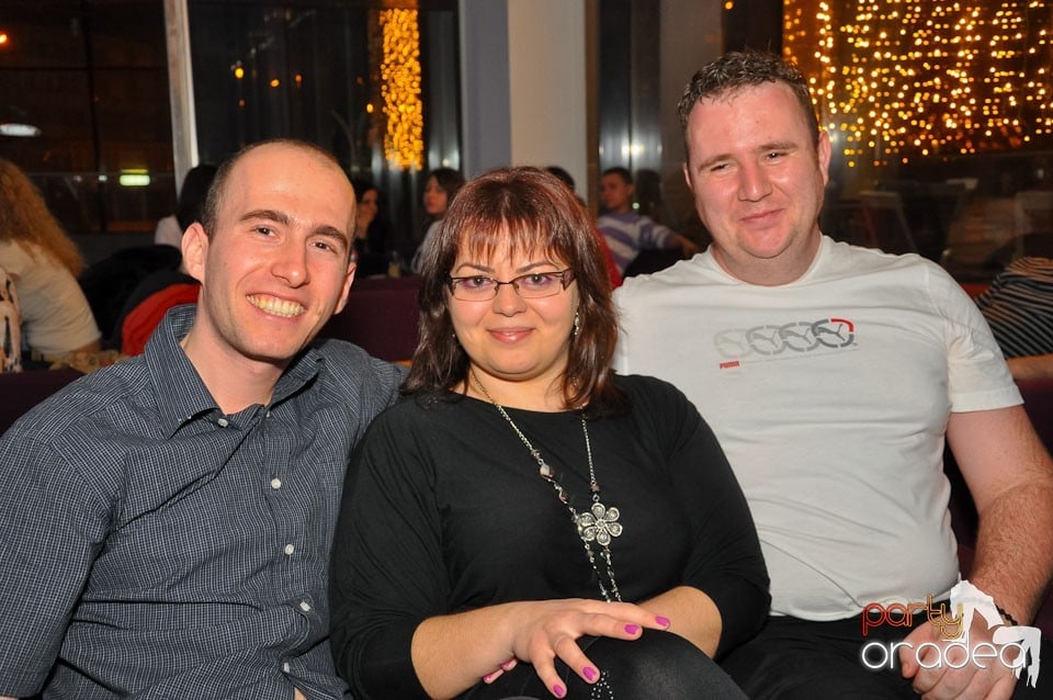 Seară de karaoke în Blondy's, 