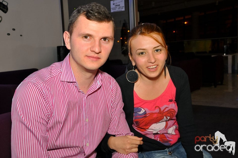 Seară de karaoke în Blondy's, 