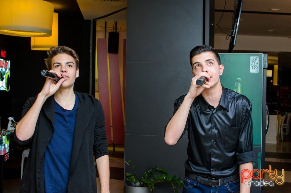 Seară de karaoke, Billy Art Club